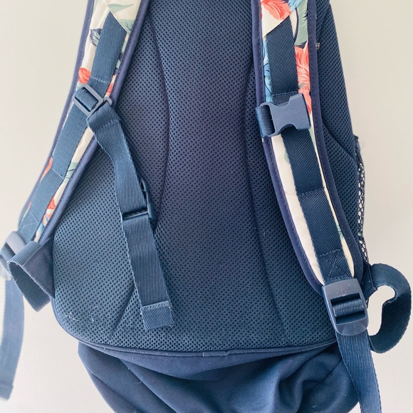 Pottery Barn Teen Roxy Sun Soaked Floral Backpack Large 17"H #9903G - Picture 14 of 14